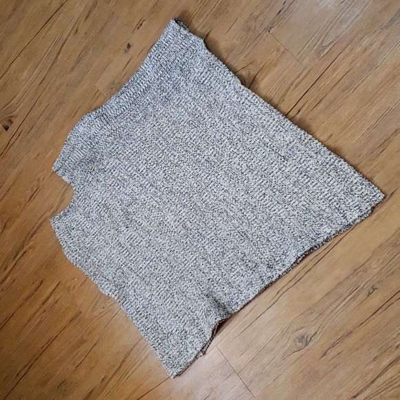 Love Your Melon Poncho - Picture 8 of 9